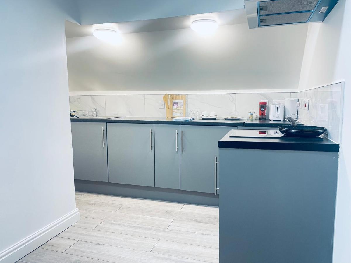 1 Bed Apartment With 2 Beds 1 Double Plus 1 Single Μπέρμιγχαμ Εξωτερικό φωτογραφία